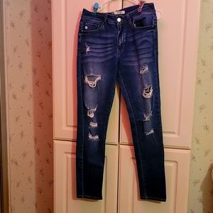 Kan can distressed jeans